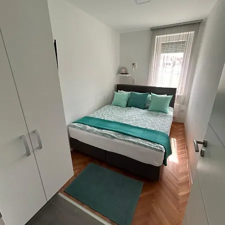 Gabend'I Apartman Eger Exterior photo